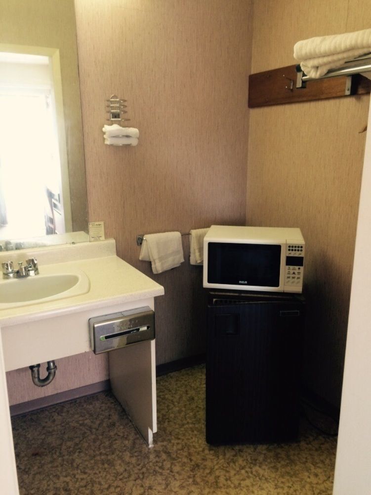 Town'N Country Motor Inn Leamington Extérieur photo
